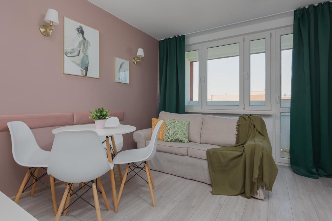 Apartaments Solec 79 By Noclegi Renters Warsawa Bagian luar foto