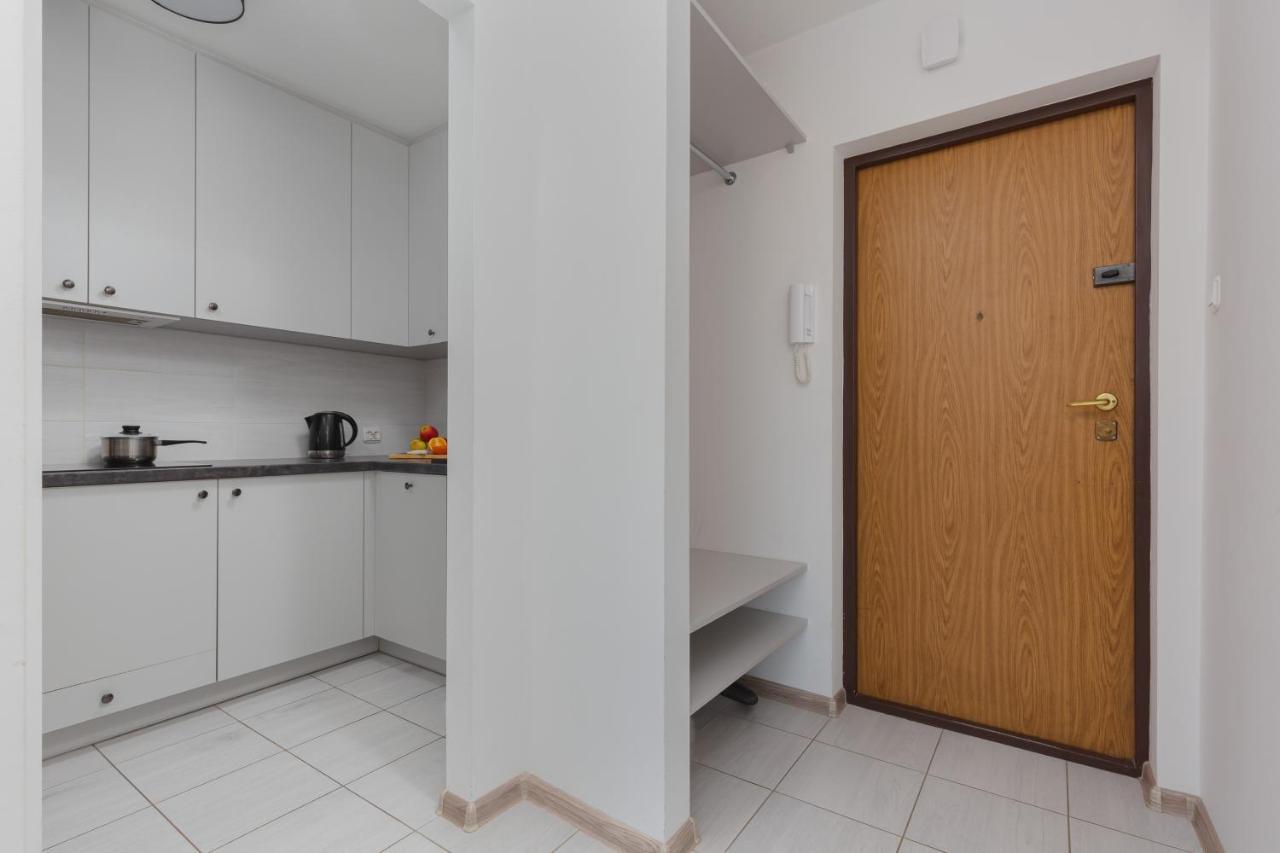 Apartaments Solec 79 By Noclegi Renters Warsawa Bagian luar foto