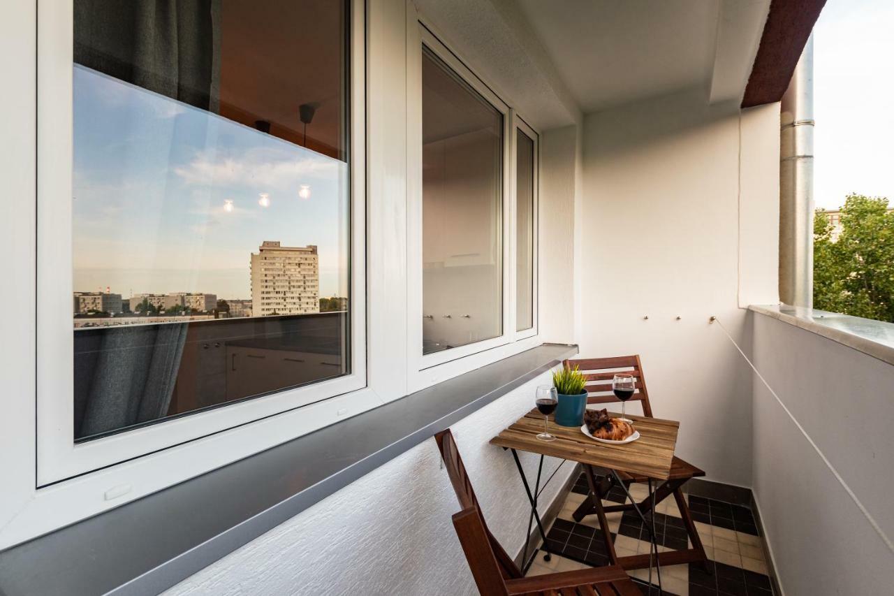Apartaments Solec 79 By Noclegi Renters Warsawa Bagian luar foto