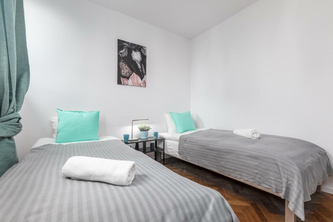 Apartaments Solec 79 By Noclegi Renters Warsawa Bagian luar foto