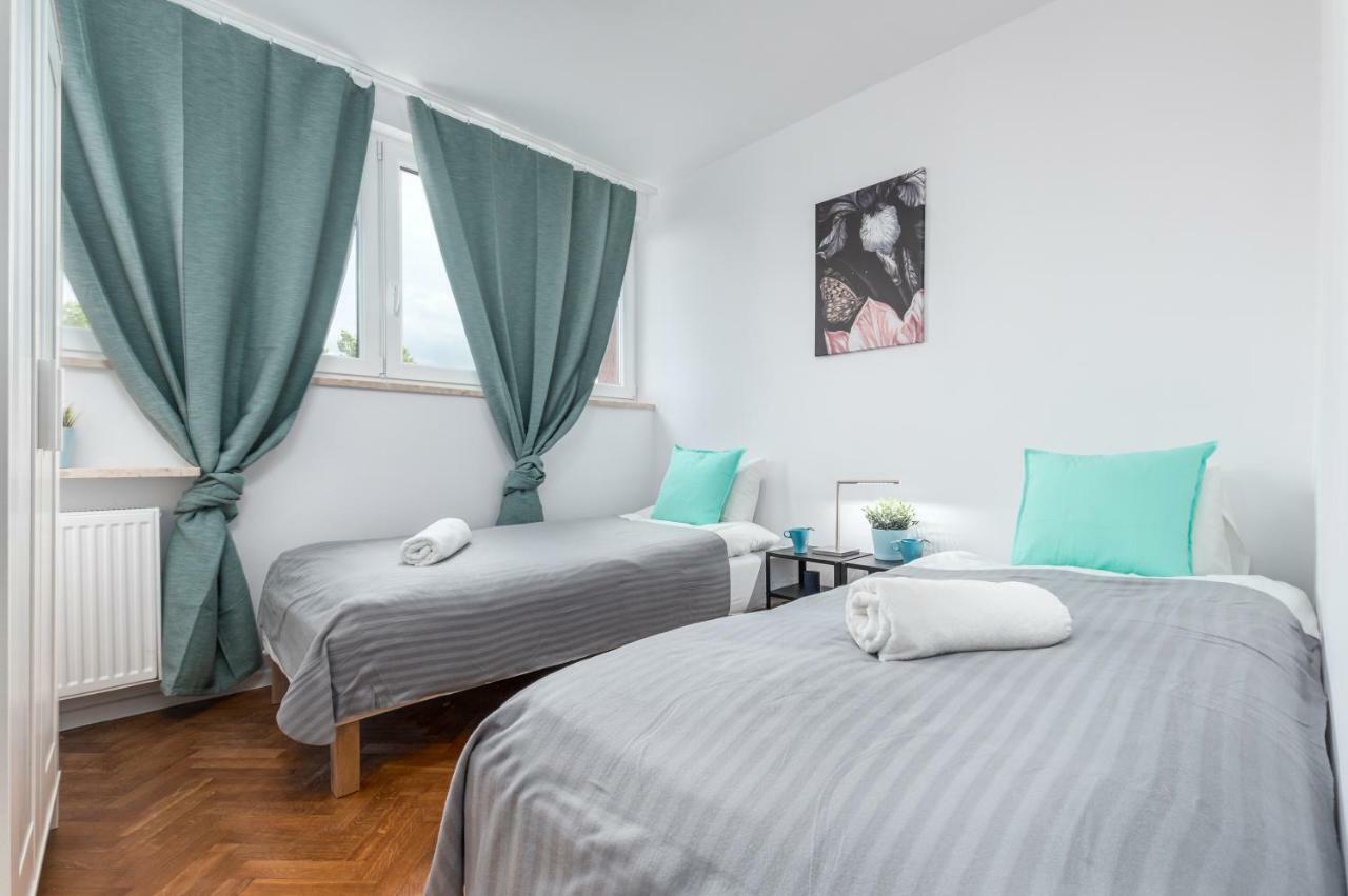 Apartaments Solec 79 By Noclegi Renters Warsawa Bagian luar foto