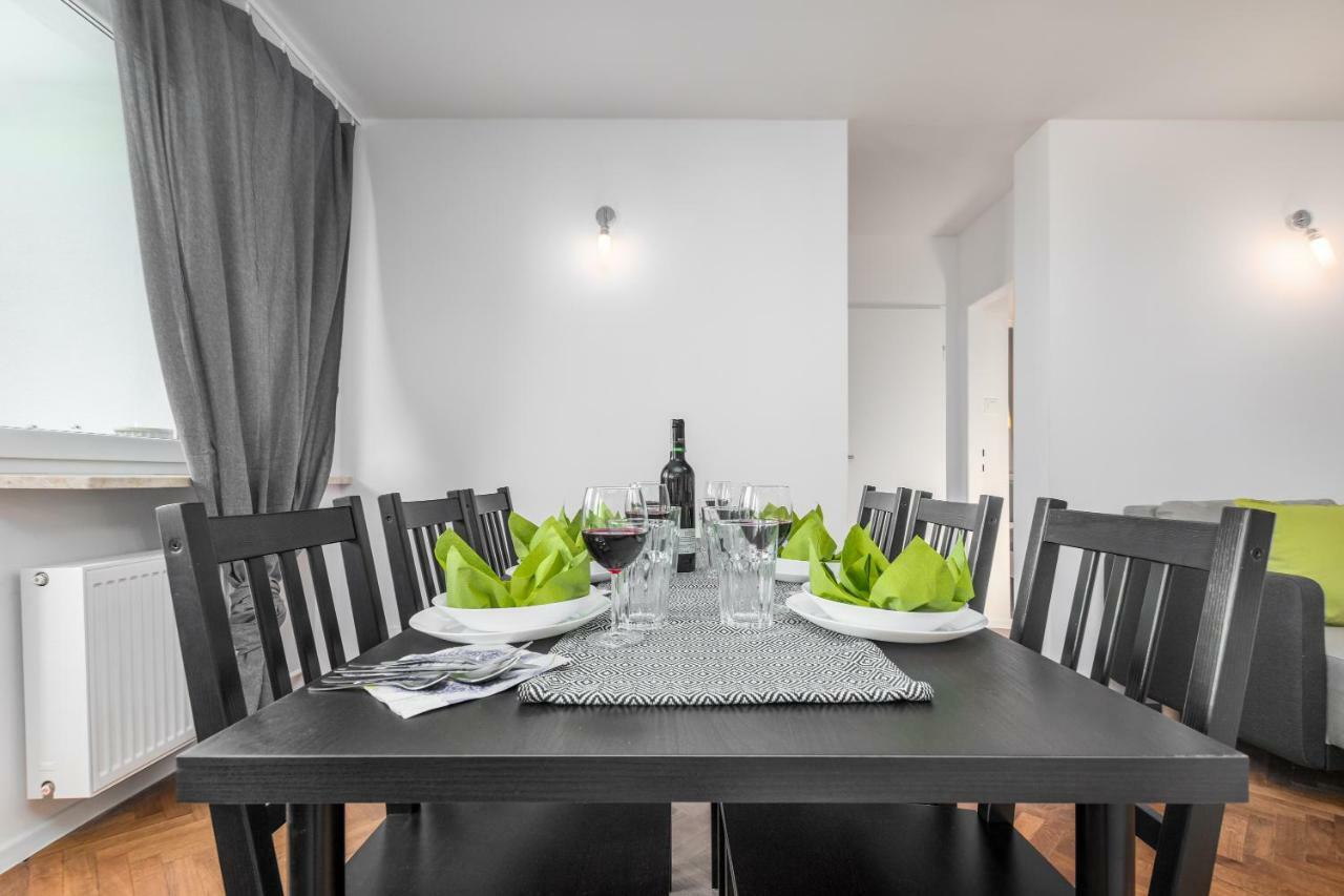 Apartaments Solec 79 By Noclegi Renters Warsawa Bagian luar foto
